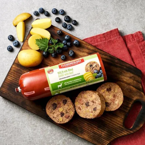 MeatLove Game with Beef Mokra Karma dla psa op. 400g WYPRZEDAŻ