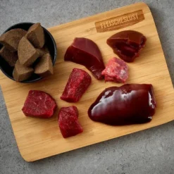 MeatLove Meat&Treat Beef Przysmak dla psa op. 4x40g