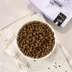 Wiejska Zagroda Adult Sterilised Kurczak z przepiórką Sucha Karma dla kota op. 3kg